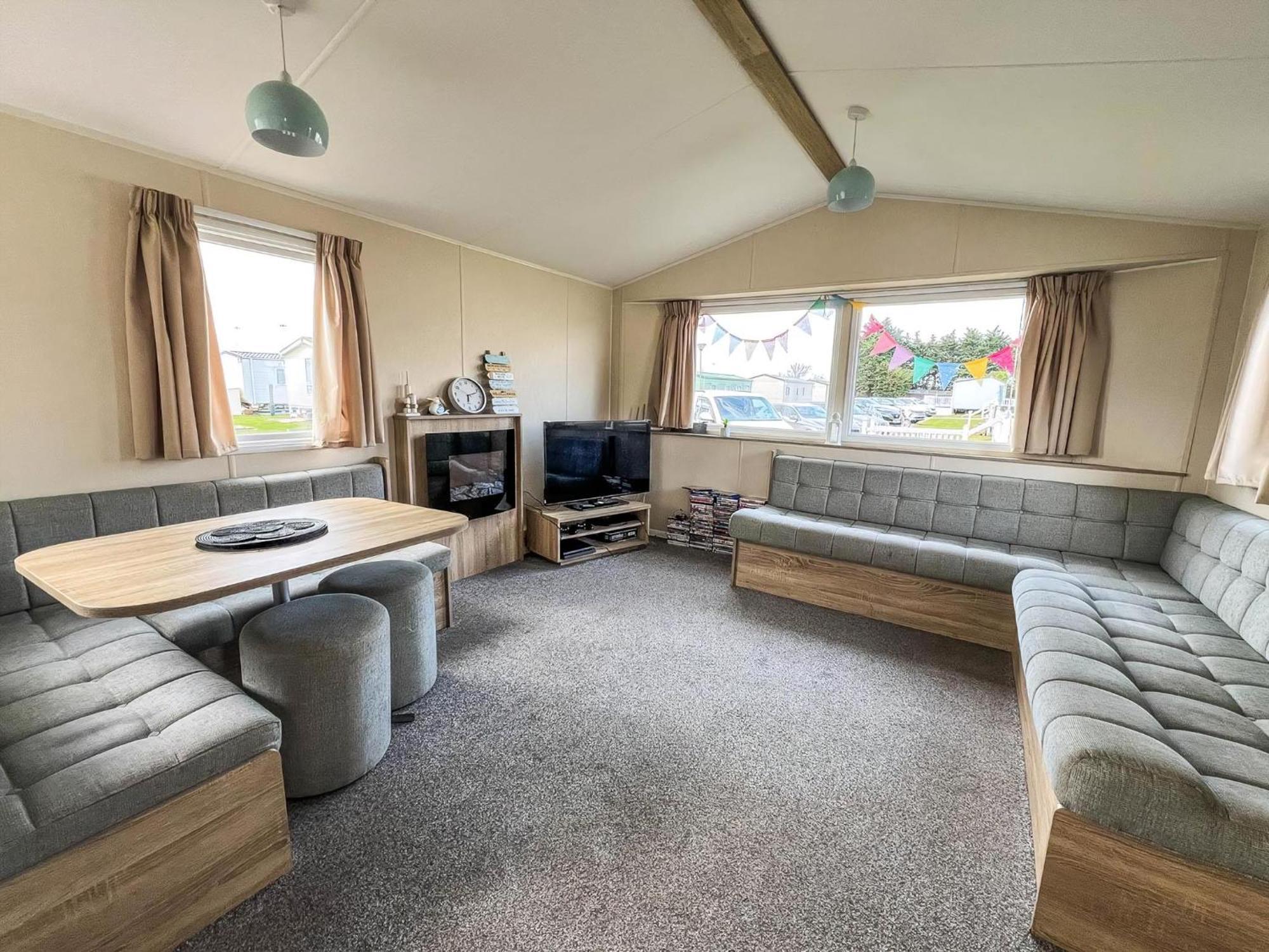 קלקטון און סי Modern 6 Berth Caravan With Wifi At St Osyth Beach In Essex Ref 28051Fv מראה חיצוני תמונה