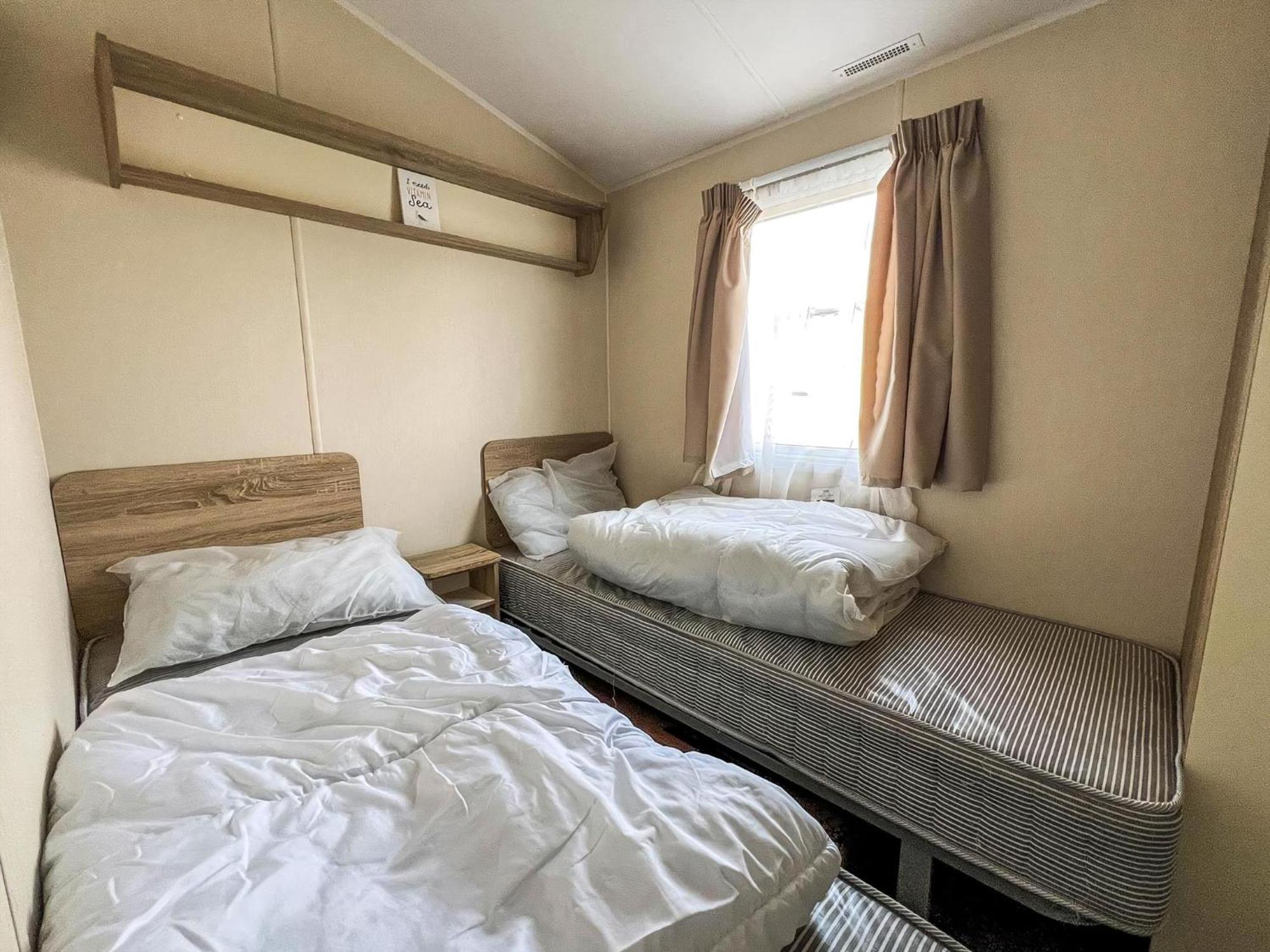 קלקטון און סי Modern 6 Berth Caravan With Wifi At St Osyth Beach In Essex Ref 28051Fv מראה חיצוני תמונה