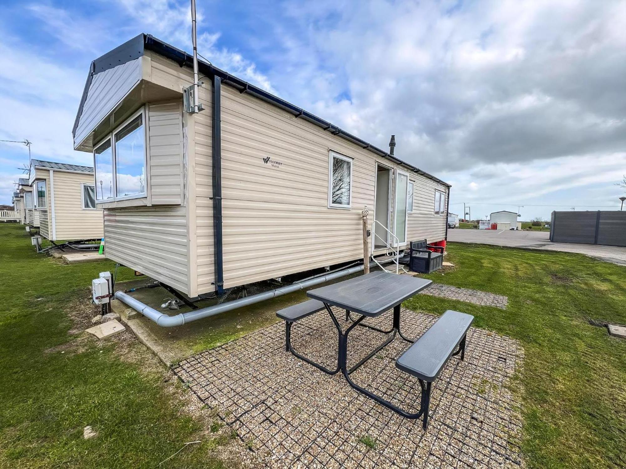 קלקטון און סי Modern 6 Berth Caravan With Wifi At St Osyth Beach In Essex Ref 28051Fv מראה חיצוני תמונה